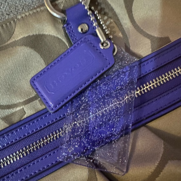 Coach poppy Purple and Tan Signature Tote Bag - Picture 3 of 6